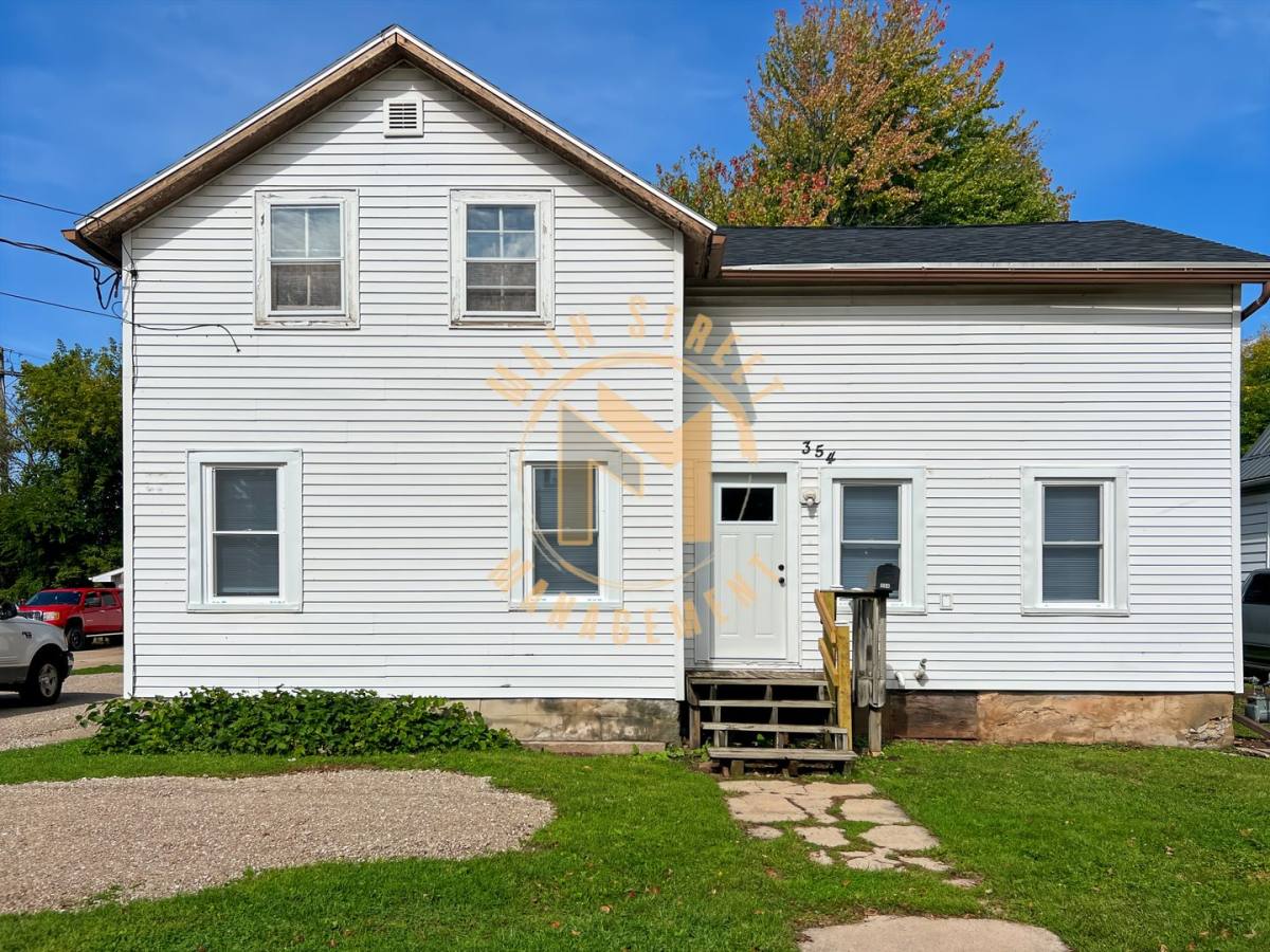 Apartment for rent at 354 Nicolet Blvd, Menasha, WI 54952