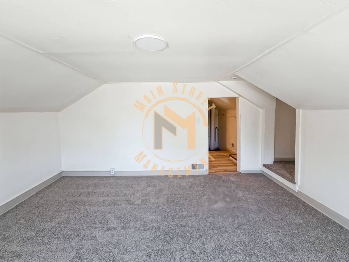 Apartment for rent at 354 Nicolet Blvd, Menasha, WI 54952