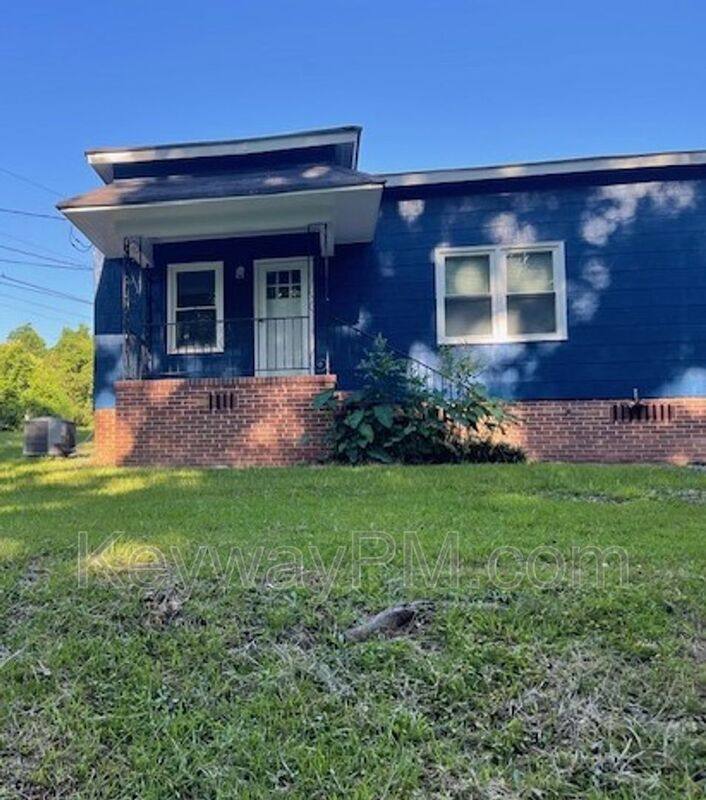 Apartment for rent at 302 Crystal Lake Dr, North Augusta, SC 29841