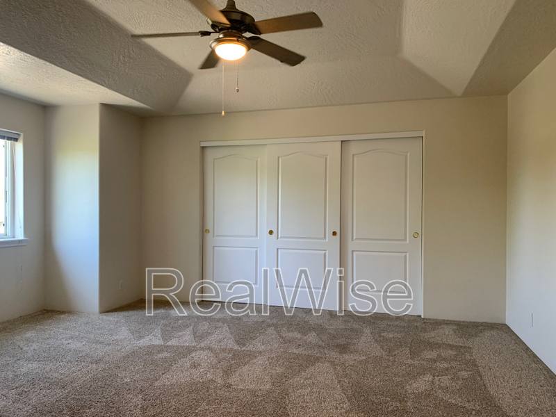 Townhouse for rent at 1675 George Tweed Blvd, Grants Pass, OR 97527