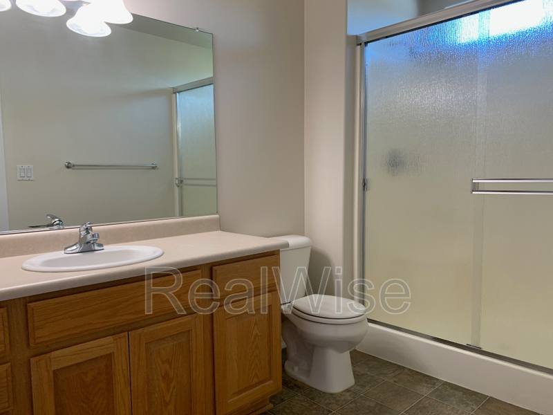 Townhouse for rent at 1675 George Tweed Blvd, Grants Pass, OR 97527