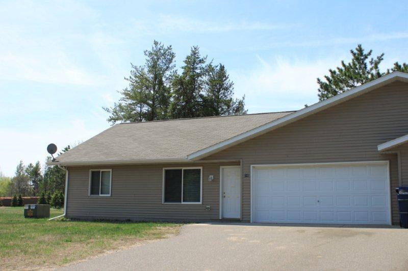 House for rent at 210 Hawkins Dr, Brainerd, MN 56401