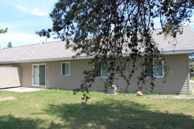 House for rent at 210 Hawkins Dr, Brainerd, MN 56401