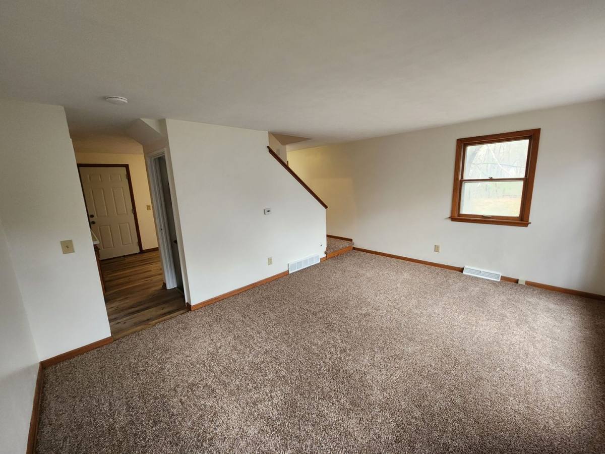 Apartment for rent at 1009 34th Ave, East Moline, IL 61244