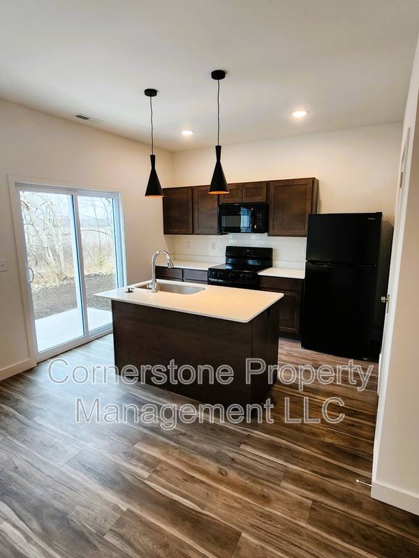 Townhouse for rent at 812 E 6th Terrace, Wellsville, KS 66092