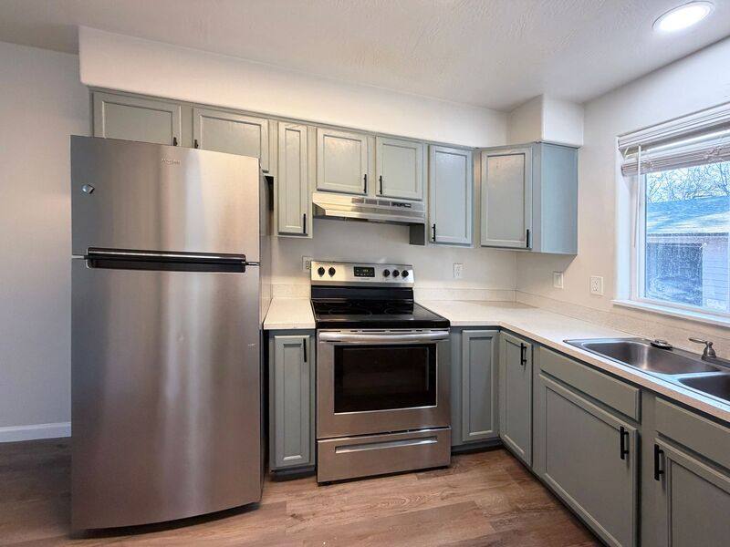 Townhouse for rent at 2447 Roosevelt Blvd #3, Eugene, OR 97402