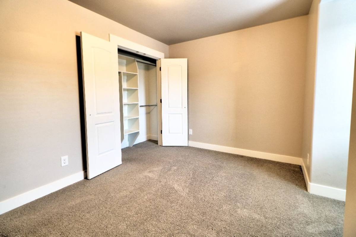 Townhouse for rent at 598 N 220 E, Salem, UT 84653