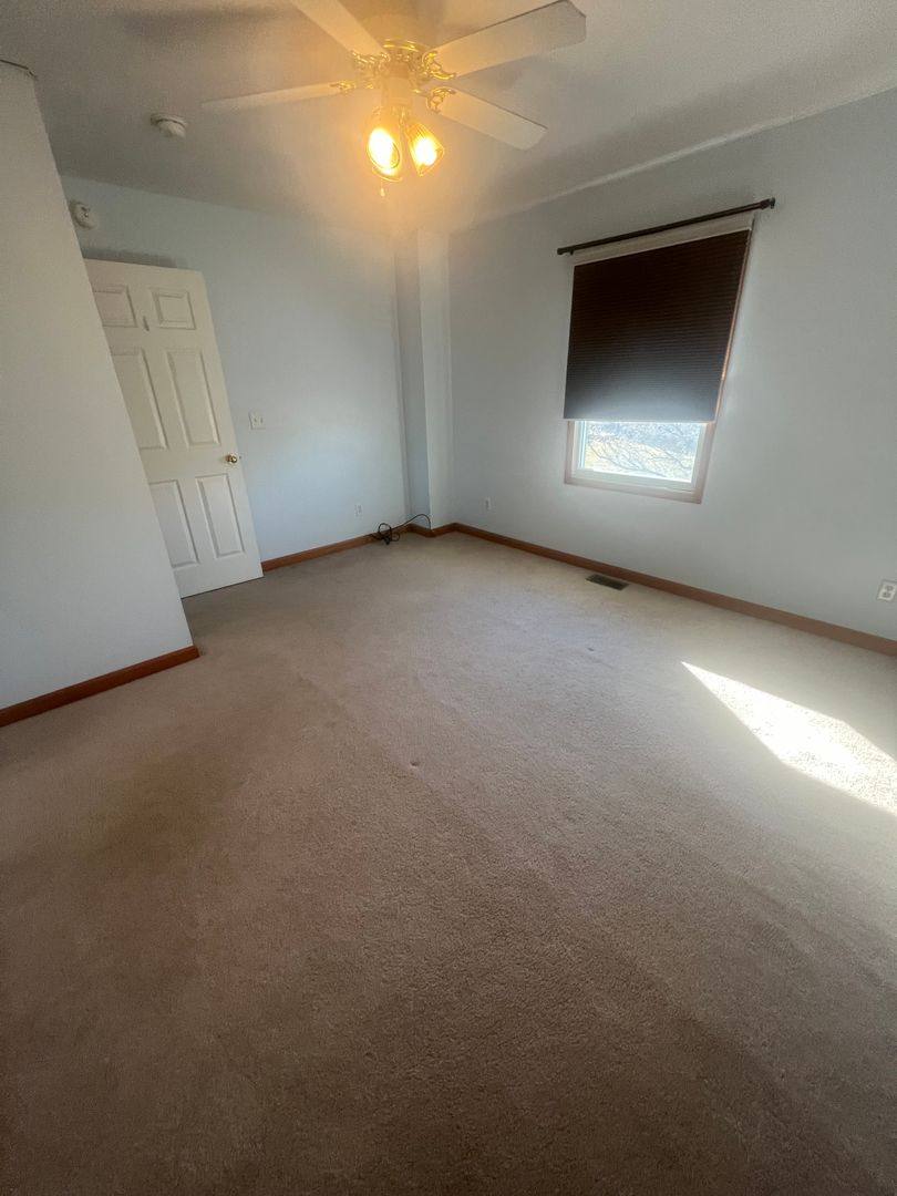 Townhouse for rent at 71 Gilliam, Chatham, IL 62629