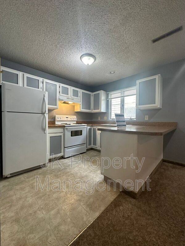 Apartment for rent at 3516 11th Ave S #10, Great Falls, MT 59405