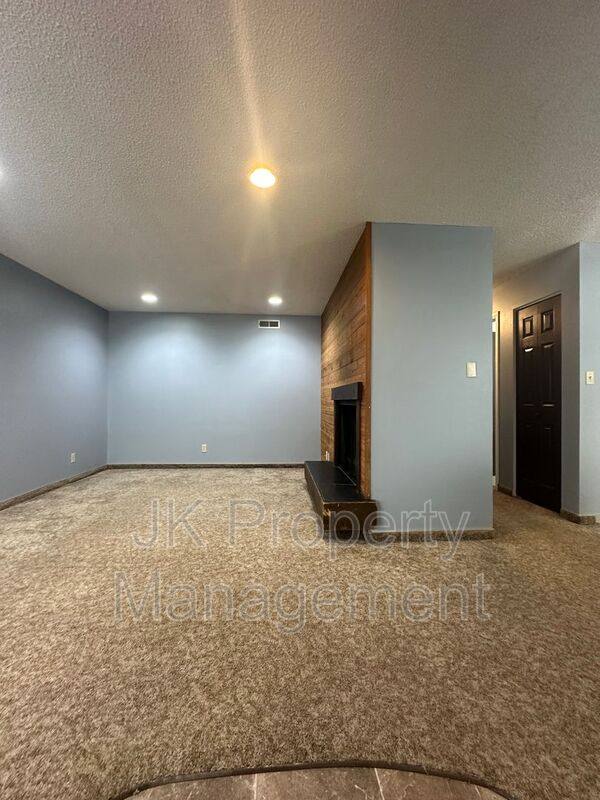 Apartment for rent at 3516 11th Ave S #10, Great Falls, MT 59405