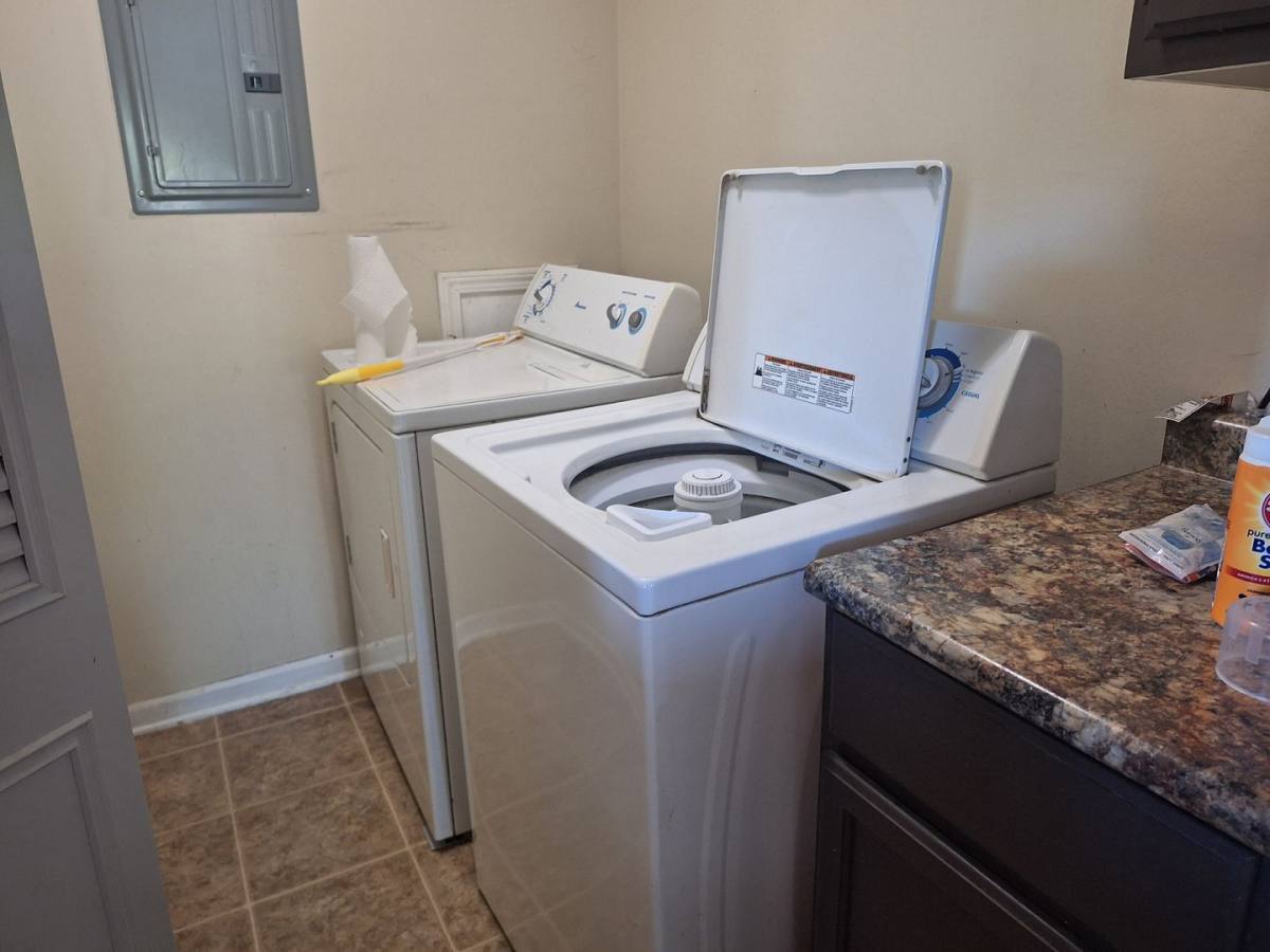 Condo for rent at 22649 Martin, Saint Clair Shores, MI 48081