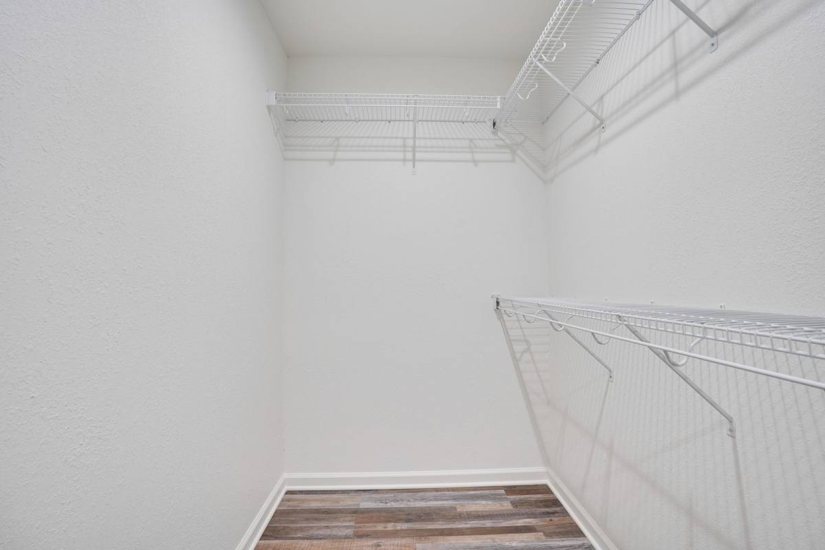 Apartment for rent at 2057 Holt Rd, Paducah, KY 42001