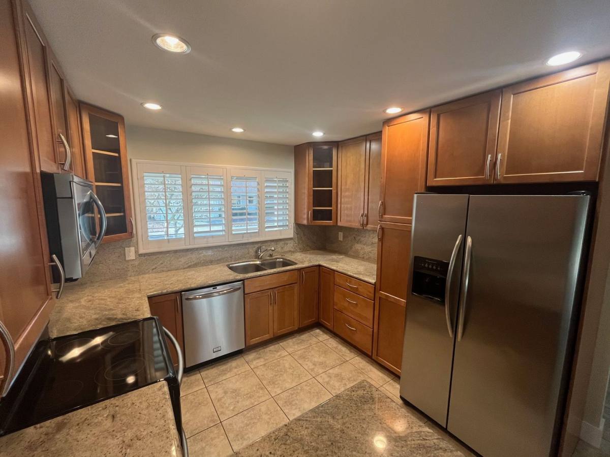 House for rent at 214 La Crosse Ave, Santa Rosa, CA 95409
