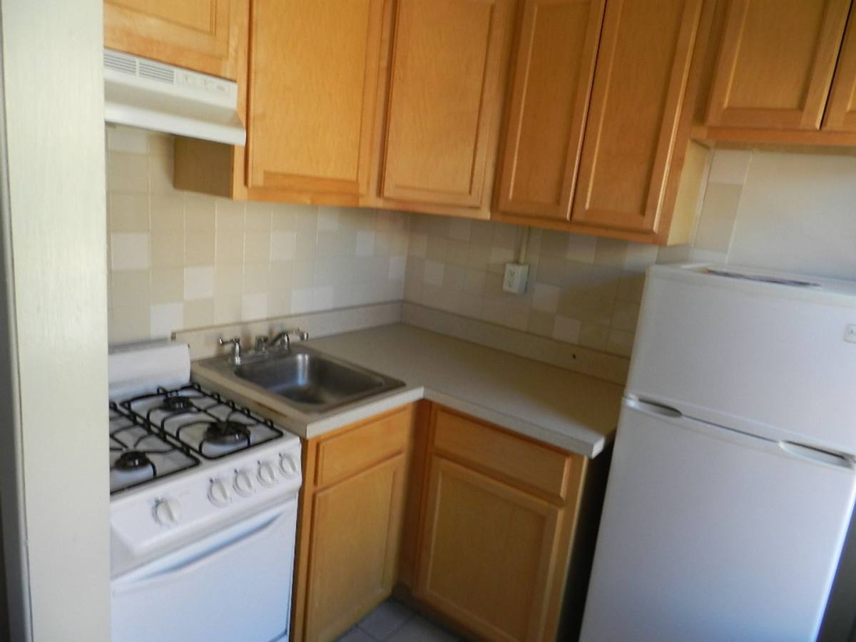 Apartment for rent at 2230 Spruce St, Philadelphia, PA 19103
