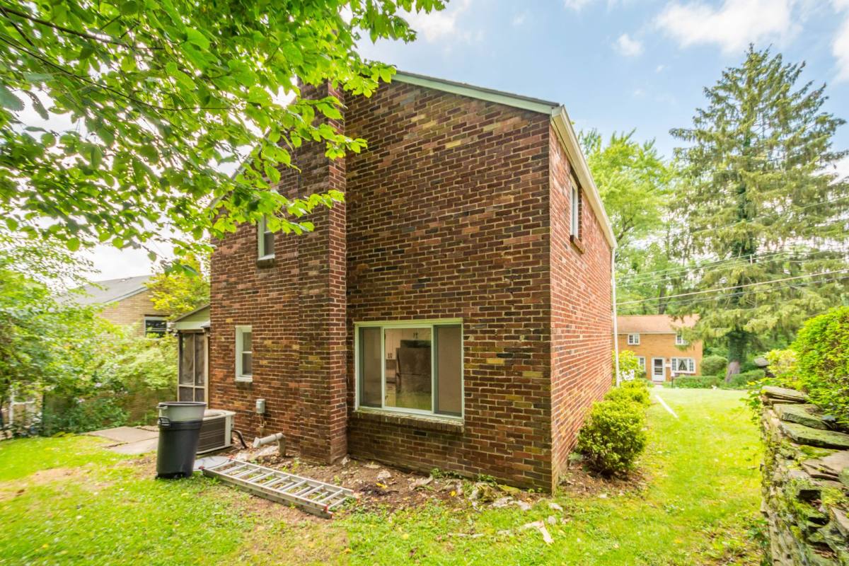 House for rent at 217 Saylong Dr, Pittsburgh, PA 15235