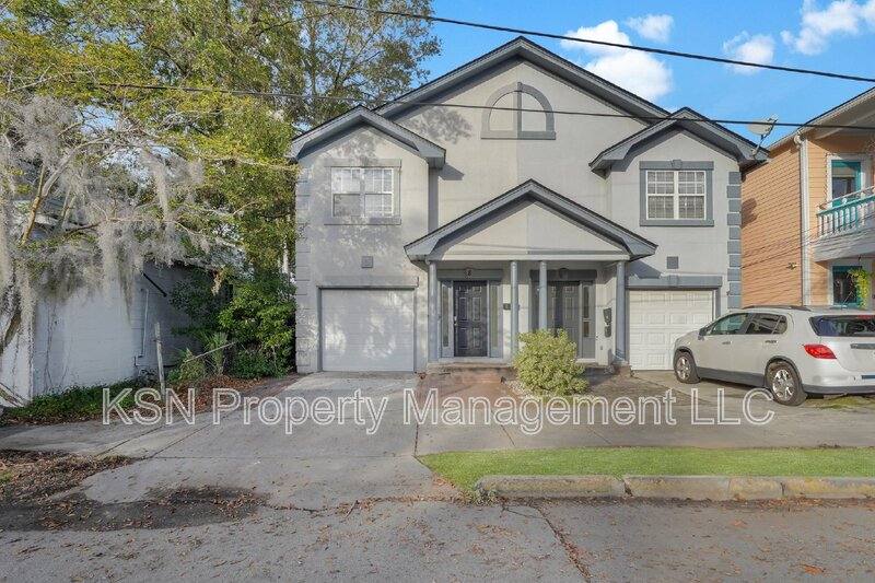 Apartment for rent at 8 E 33rd St #B, Savannah, GA 31401