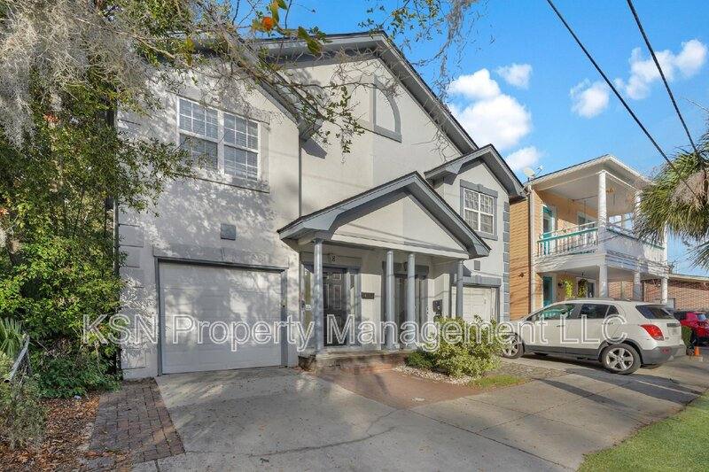 Apartment for rent at 8 E 33rd St #B, Savannah, GA 31401