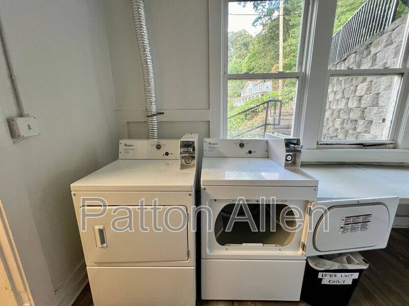 Apartment for rent at 37 Skyview Place #10, Asheville, NC 28804