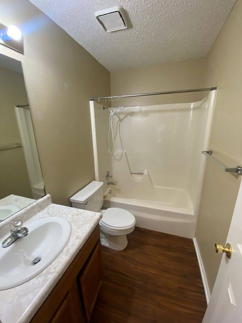 House for rent at 320 E Evergreen Lane, Fayetteville, AR 72703