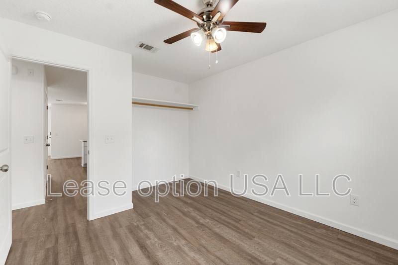 Townhouse for rent at 34 Pine St #B, Ludowici, GA 31316