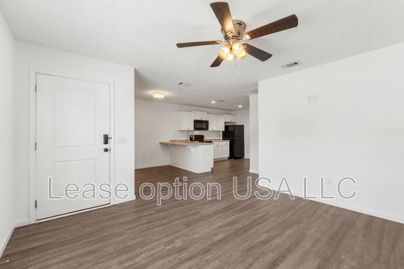 Townhouse for rent at 34 Pine St #B, Ludowici, GA 31316