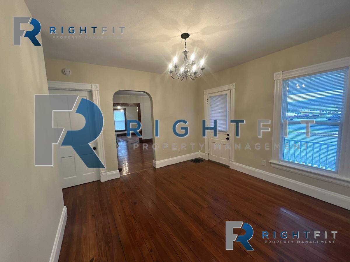 House for rent at 218 S Main St, Miamisburg, OH 45342