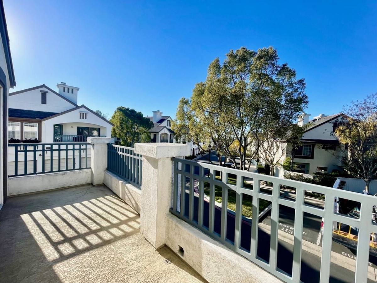 Condo for rent at 11890 Cypress Canyon Rd, San Diego, CA 92131