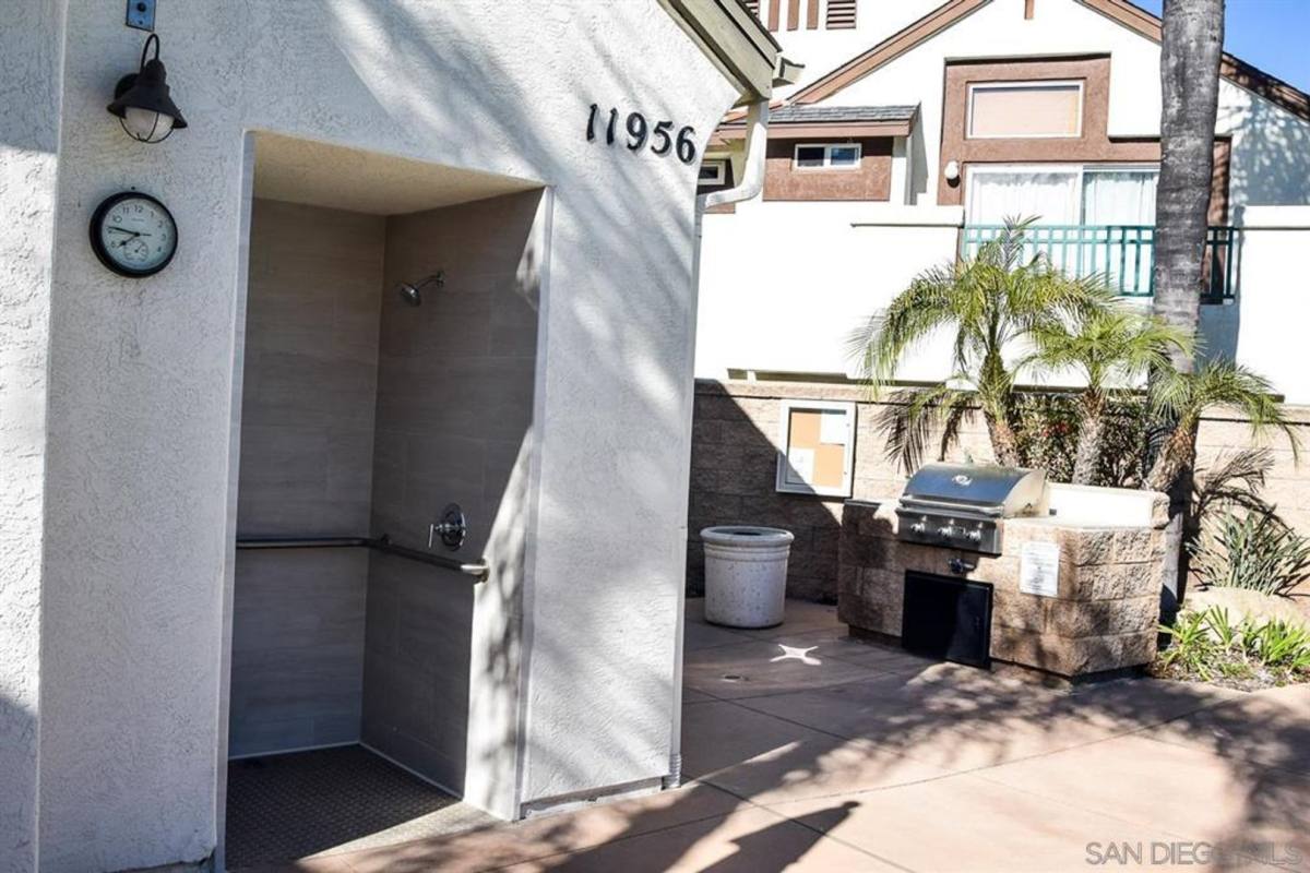 Condo for rent at 11890 Cypress Canyon Rd, San Diego, CA 92131