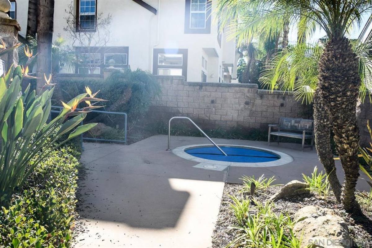 Condo for rent at 11890 Cypress Canyon Rd, San Diego, CA 92131