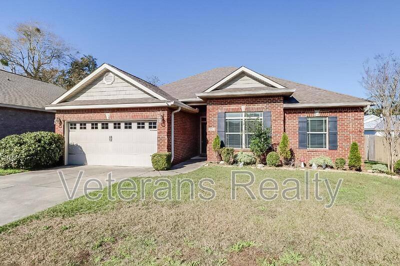 House for rent at 954 Old Towne St, Gulfport, MS 39507