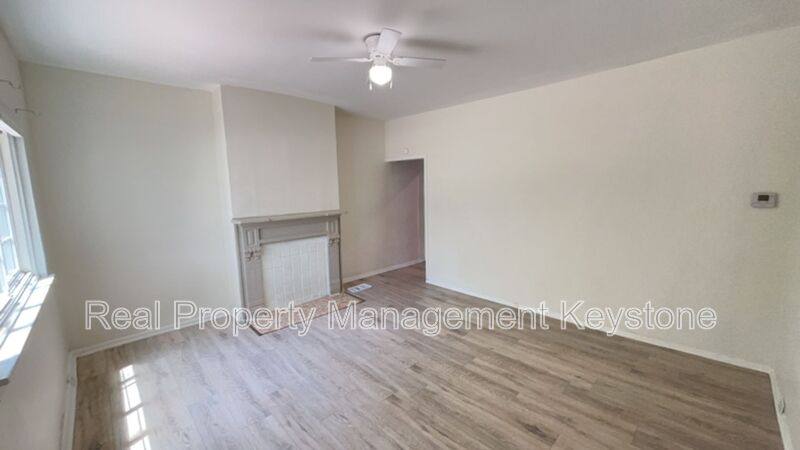 Apartment for rent at 1405-1407 W St, Homestead, PA 15120