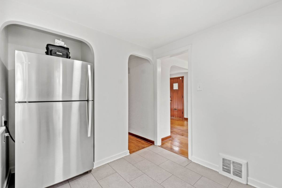 House for rent at 274 Idlewood Rd, Pittsburgh, PA 15235
