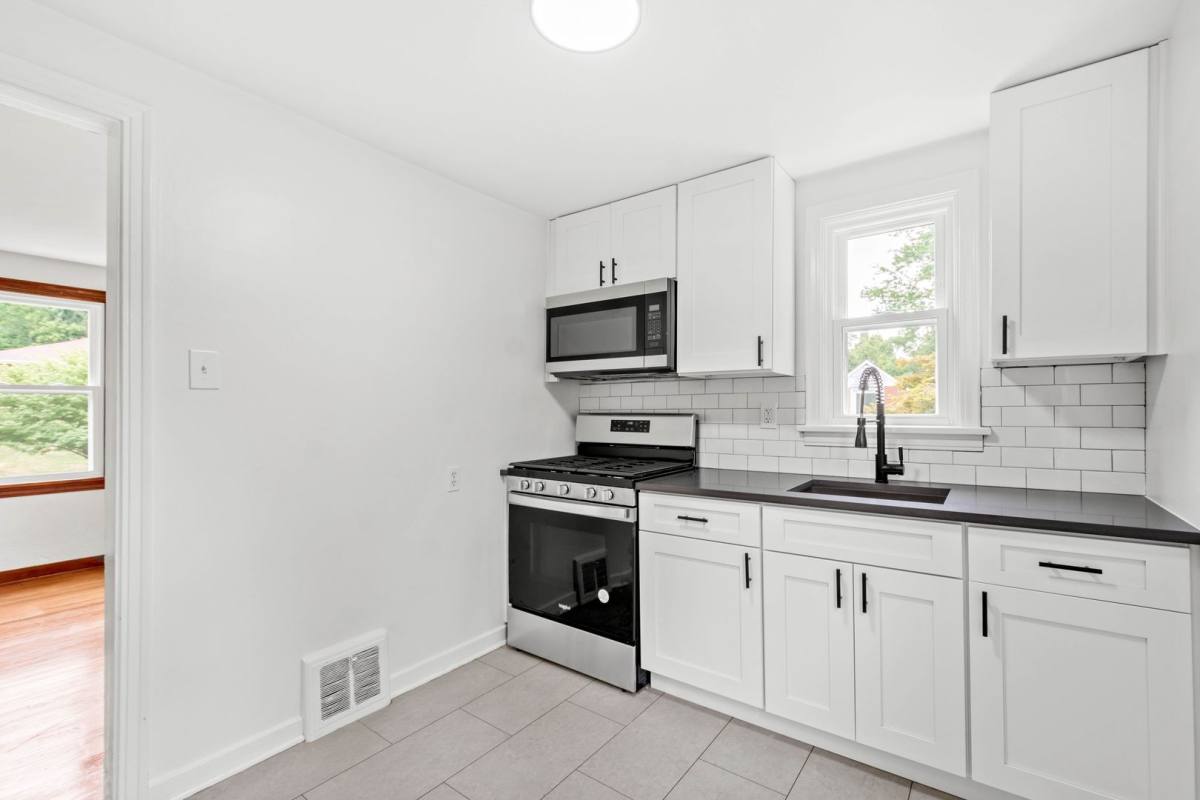 House for rent at 274 Idlewood Rd, Pittsburgh, PA 15235