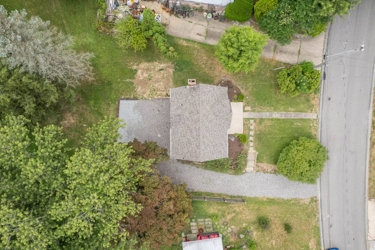 House for rent at 274 Idlewood Rd, Pittsburgh, PA 15235