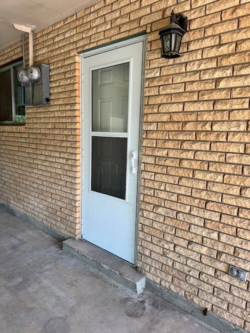 House for rent at 282 S Dewey Ave, Cedar City, UT 84720