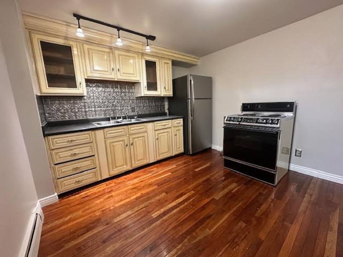 House for rent at 282 S Dewey Ave, Cedar City, UT 84720