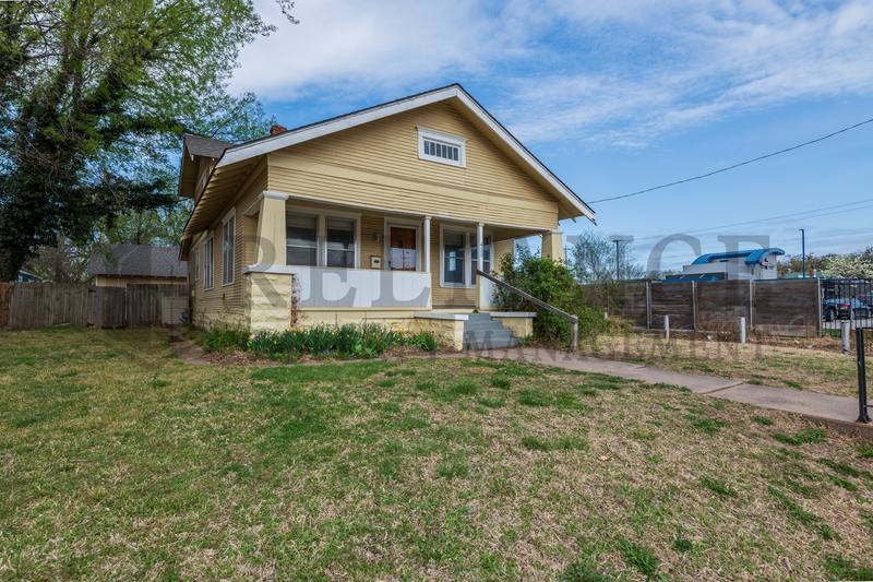 House for rent at 439 N Lorraine Ave, Wichita, KS 67214