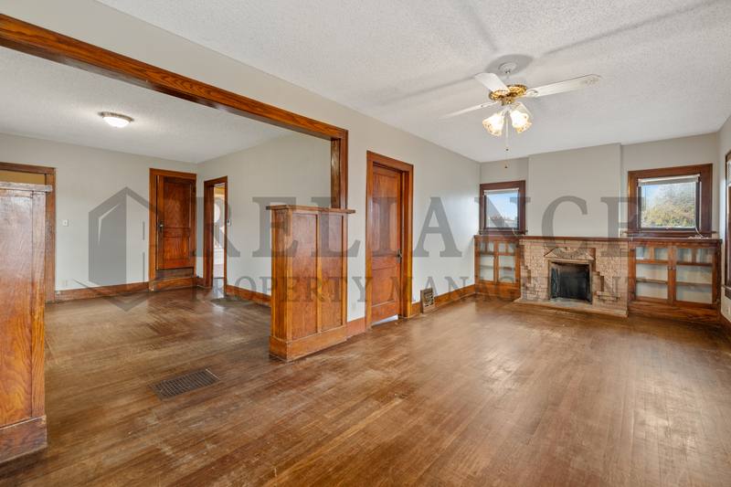 House for rent at 439 N Lorraine Ave, Wichita, KS 67214