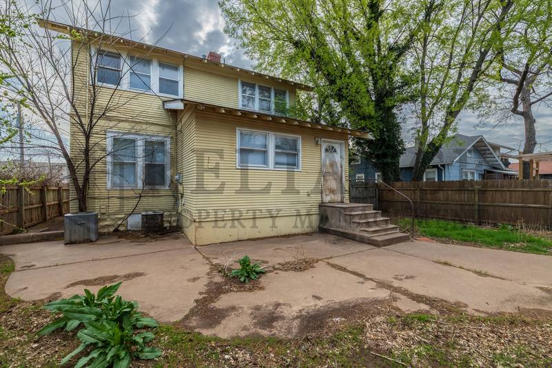 House for rent at 439 N Lorraine Ave, Wichita, KS 67214