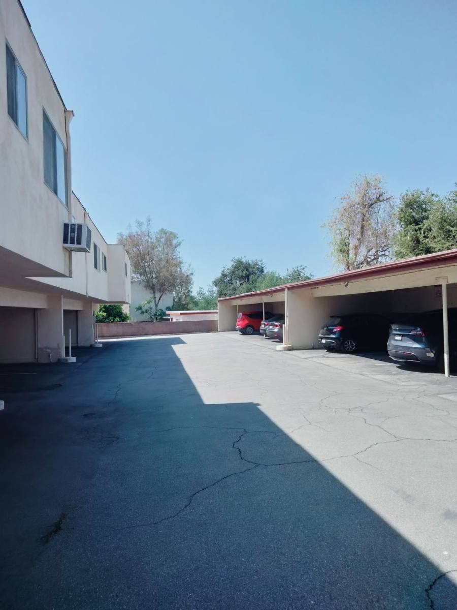 Apartment for rent at 254 Monterey Rd, South Pasadena, CA 91030