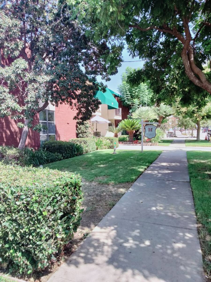 Apartment for rent at 254 Monterey Rd, South Pasadena, CA 91030