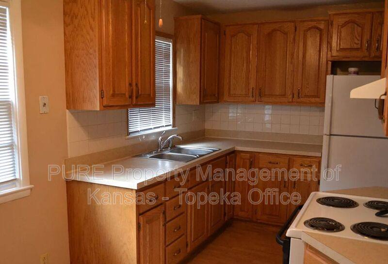 House for rent at 2004 SW Moundview Dr, Topeka, KS 66604