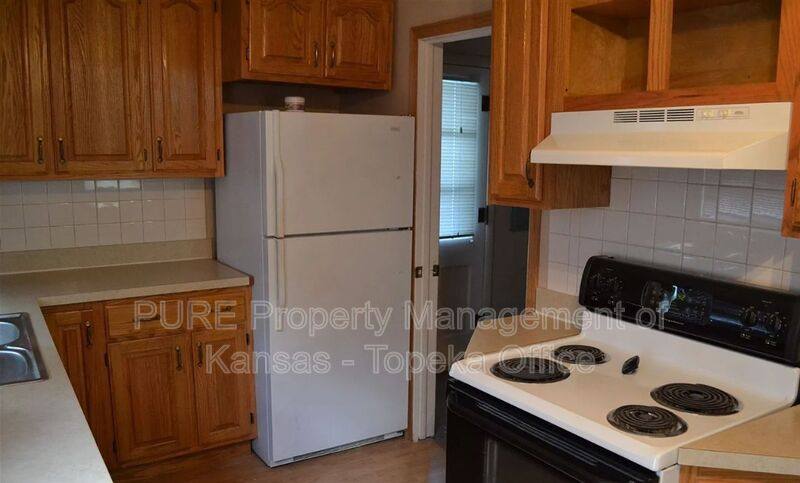 House for rent at 2004 SW Moundview Dr, Topeka, KS 66604
