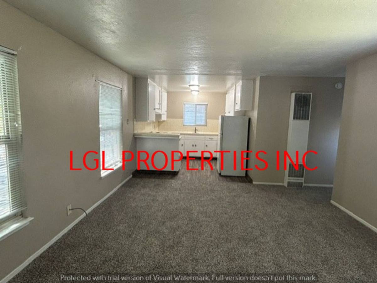 Apartment for rent at 2623 U St, Sacramento, CA 95818
