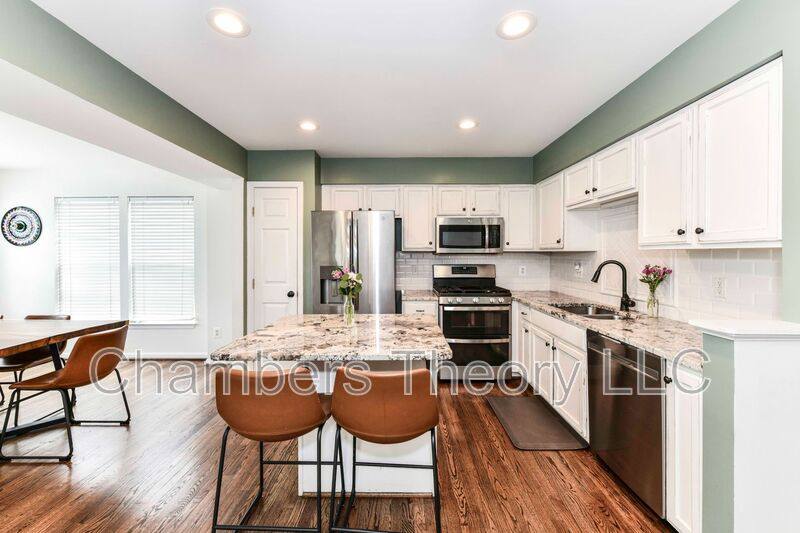 Townhouse for rent at 235 Shirley Square SE, Leesburg, VA 20175