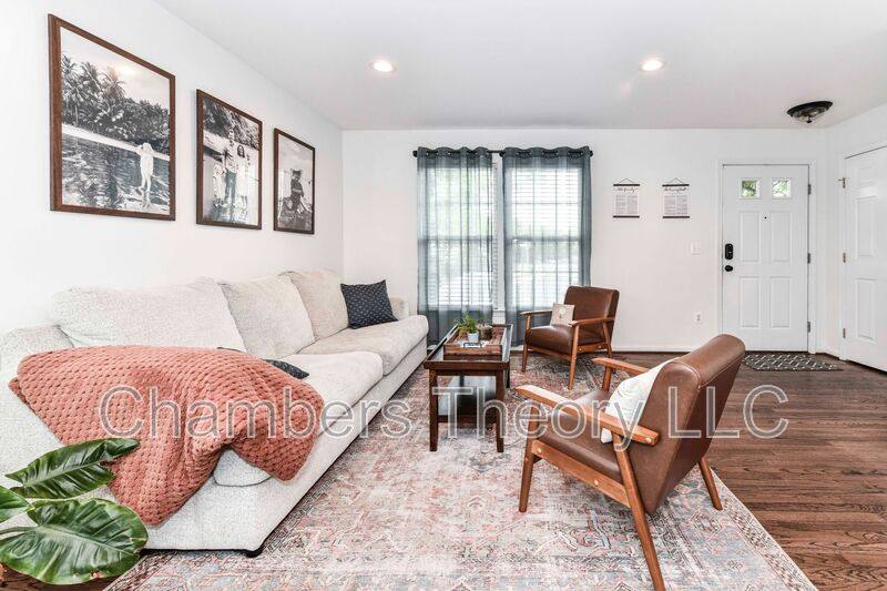 Townhouse for rent at 235 Shirley Square SE, Leesburg, VA 20175