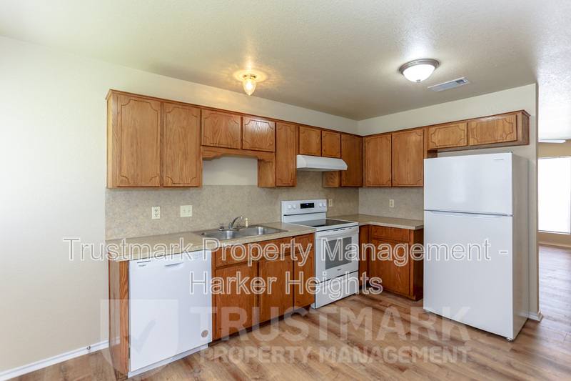 Townhouse for rent at 4005 B Madison, Killeen, TX 76543