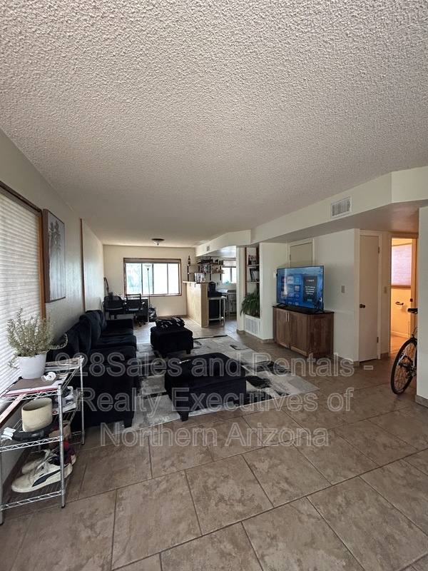 Condo for rent at 823 W Birch Ave #B, Flagstaff, AZ 86001