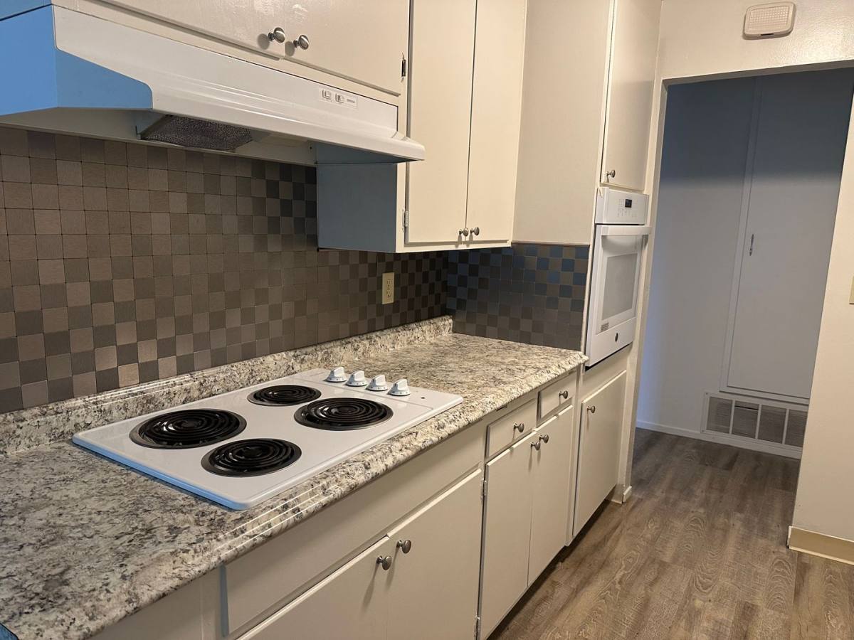 House for rent at 7547 Defoe Dr, Cupertino, CA 95014