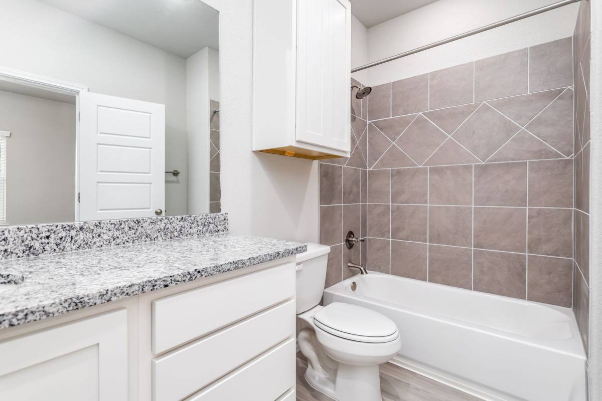 Townhouse for rent at 502 Hudson St, Seguin, TX 78155
